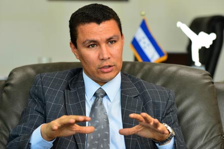 Ministro hondureño sorprendido "ingratamente" ante amenazas de Trump de suspender ayuda