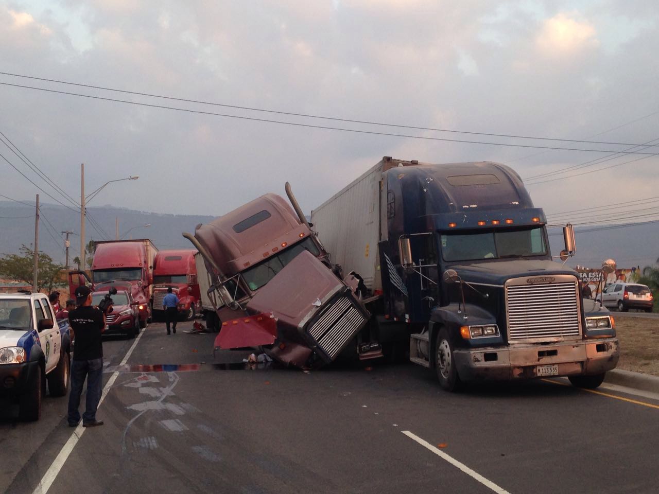 Según dirigentes del transporte, los accidentes de rastras suceden por problemas de sobrepeso