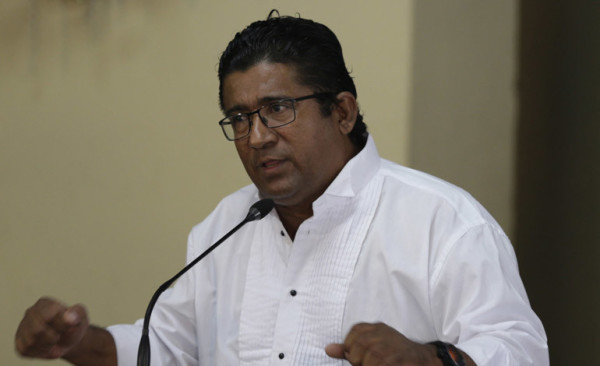 Quintín Soriano invita a población de Choluteca protestar contra alza de la energía eléctrica