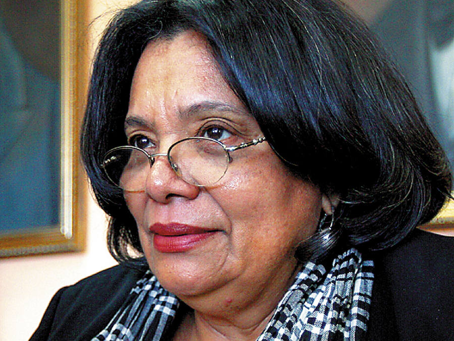 Julieta Castellanos: crisis de la nación es el mismo escenario que cruzó la UNAH