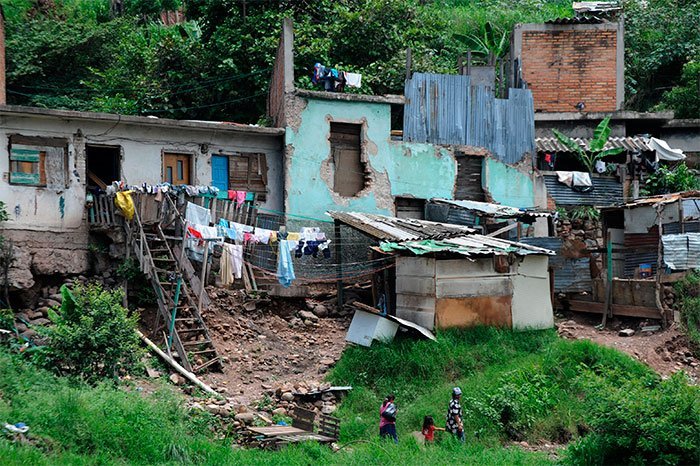 Diputado señala en los últimos años han aumentado las personas pobres en Honduras