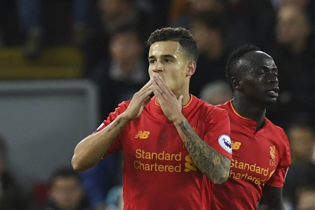 Coutinho regresa a los entrenamientos del Liverpool