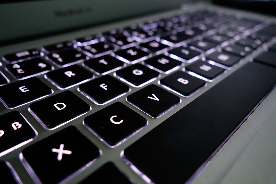 Háckers infectan más de dos millones de computadoras con virus