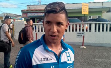 CHIRINOS YA SE INTEGRÓ A LA SELECCIÓN DE HONDURAS