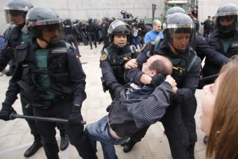 Al menos 91 heridos en Cataluña en incidentes durante el referéndum