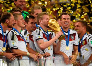 Alemán Klose presentará la Copa del Mundo en el sorteo de Rusia 2018