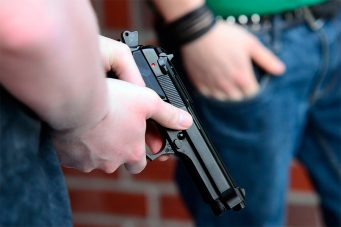 Confraternidad Evangélica pide prohibir uso de armas 4 días antes de las elecciones