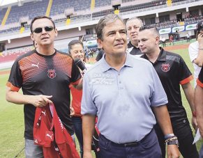 JORGE LUIS PINTO