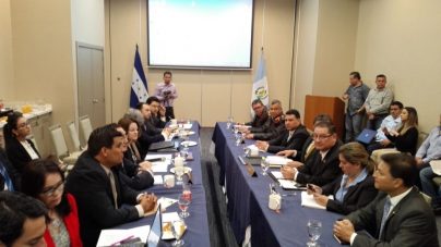 Honduras y Guatemala deciden instalar mesa técnica sobre contaminación en playas
