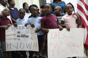 EEUU acaba beneficio migratorio TPS para Nicaragua y posterga el de Honduras