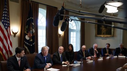 Senado republicano decidiría suerte de dreamers en 2018