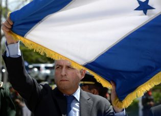 Álvarez