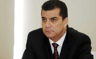 Les pido que le enseñemos al mundo que somos un país de paz. Elvin Santos