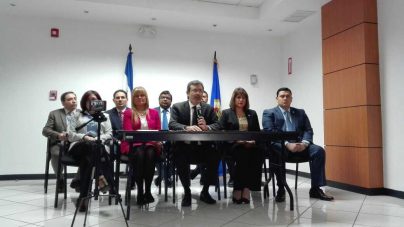Jiménez Mayor: "estoy listo con mis maletas", tras denuncia de corrupción de diputados