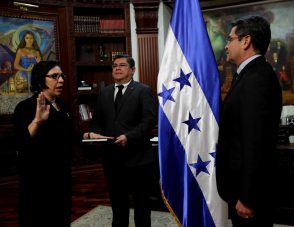 Mayra Falck juramentada como nueva presidenta de Banhprovi