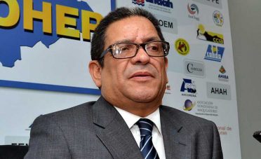 Dirigente del COHEP dice que el gobierno los trata como delincuentes