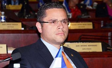 David Chávez: Pronto se verá la "verdadera" petición de la Alianza