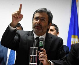 Oposición exigirá a la OEA que Juan Jiménez Mayor continué en la Maccih