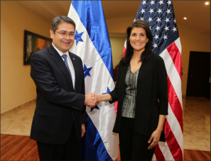 Embajadora Nikki Haley en reunión con mandatario hondureño