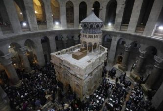 La iglesia del Santo Sepulcro cierra sus puertas para protestar contra un nuevo impuesto