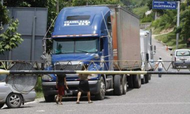 El Salvador busca avanzar en unión aduanera con Guatemala y Honduras