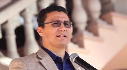 Gobierno descarta "barrida" o despido de personal en Educación y Salud
