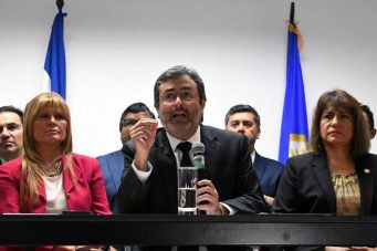 Según medio español: en Honduras la red de diputados corruptos podría ser de 140 y no 60