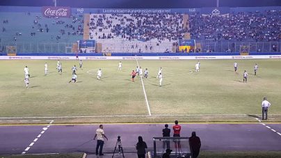 Real Sociedad "hunde" al Real España y Motagua arrebata el liderato al Olimpia