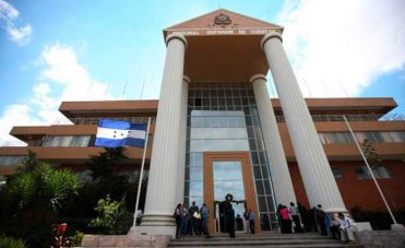 TSC investigará a 768 diputados de tres periodos por manejo de fondos