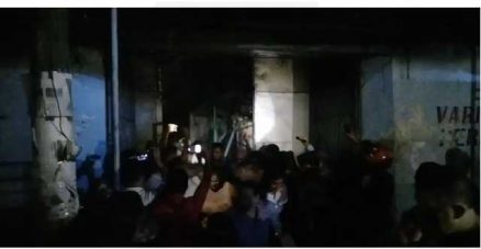 Pavoroso incendio consume varias bodegas en mercado de Choluteca