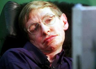 Muere a los 76 años el reconocido físico británico Stephen Hawking