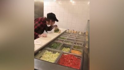 Lo que puede pasar si vas a un restaurante en horas de la madrugada, VIDEO