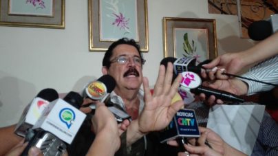 Los tuits "calientes" entre los líderes de la Alianza de Oposición