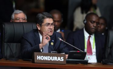 Presidente hondureño pide no permitir que el crimen debilite la institucionalidad