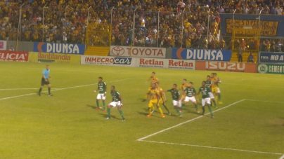 El "monstruo" Marathón propina "primer golpe" al Real España en semifinal de ida