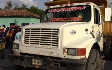 Un muerto y dos personas heridas en fuerte encontronazo vehicular en Choluteca