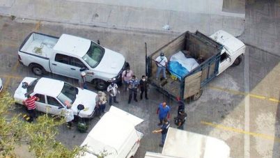 Hallan nueve cadáveres en una camioneta abandonada en sur de México