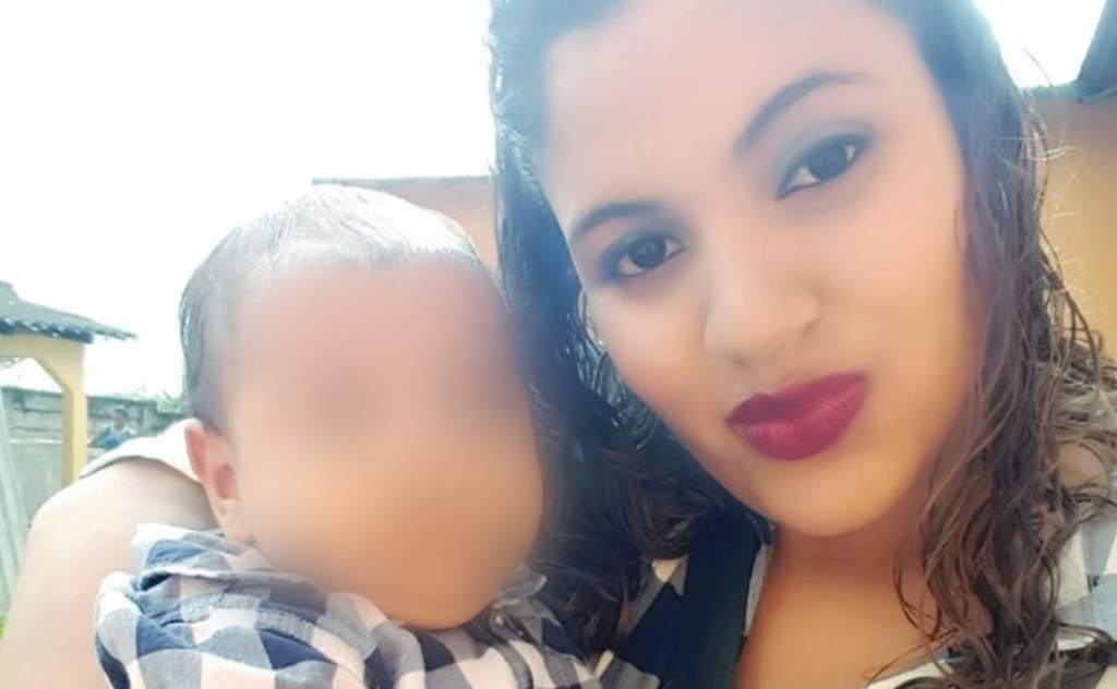 Sujetos asesinan a una mujer cuando amamantaba a su bebé en Olancho
