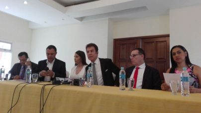 Salvador Nasralla dice su nuevo partido será parte de una alianza más fuerte e integradora