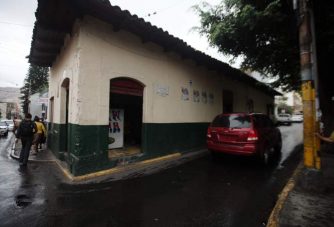 Muere el dueño del famoso bar capitalino “Tito Aguacate”