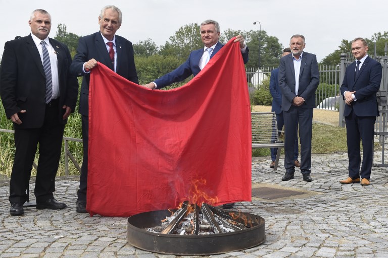 calzón rojo