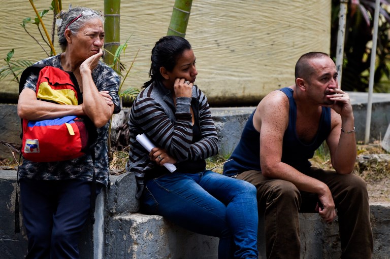 Estampida deja 17 muertos tras estallar una bomba lacrimógena en una fiesta en Caracas