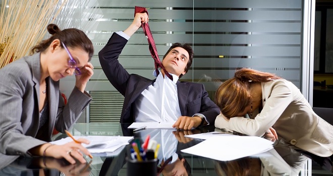 uevos datos sobre hombres y mujeres expuestos al estrés laboral.