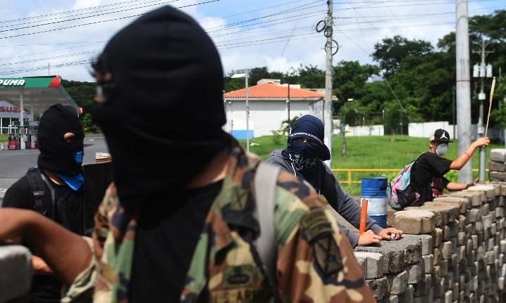 Cinco muertos, incluido un bebé, dejó ataque de fuerzas de Ortega en Managua