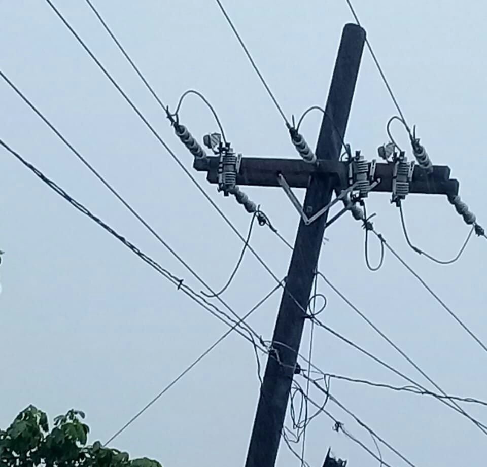 Intensas lluvias provocan serios daños a la red eléctrica de Honduras