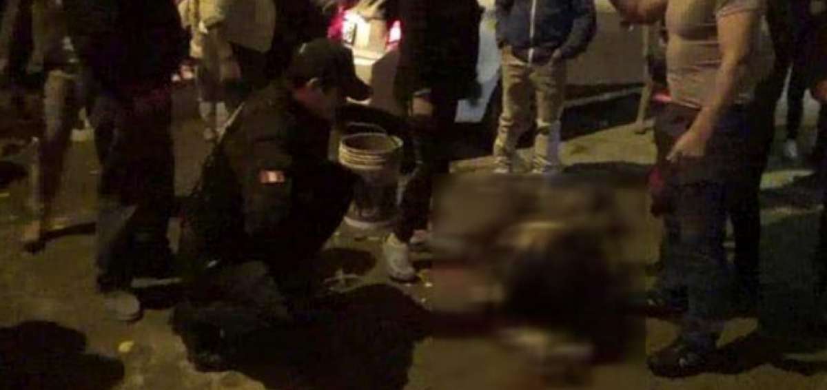 Un hombre rocía gasolina a mujer y le prende fuego en Perú