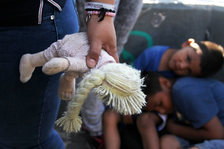 Juez de Estados Unidos decidirá sobre reunificación de niños indocumentados
