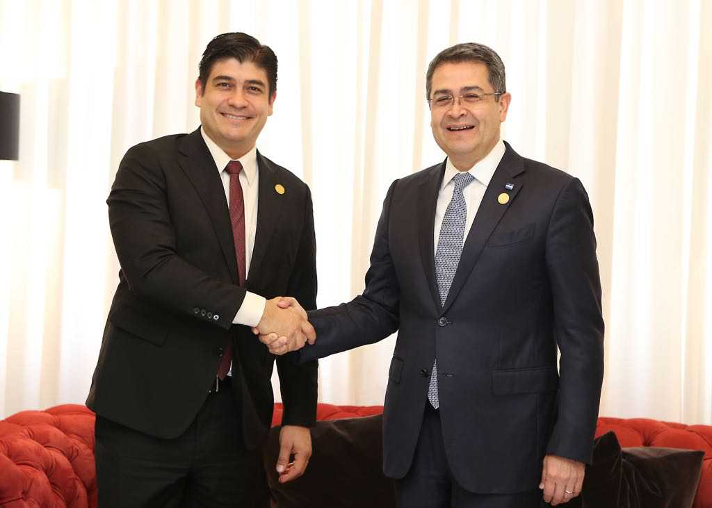 Presidentes de Honduras y Costa Rica abordan comercio regional y Unión Aduanera