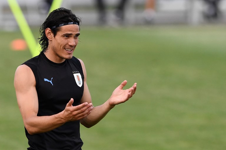 Suárez preocupado por falta de tiempo para recuperar a un Cavani que da pelea