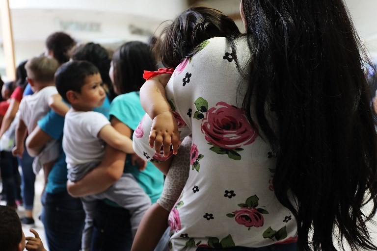 Muchos hondureños no tienen dónde regresar tras deportación